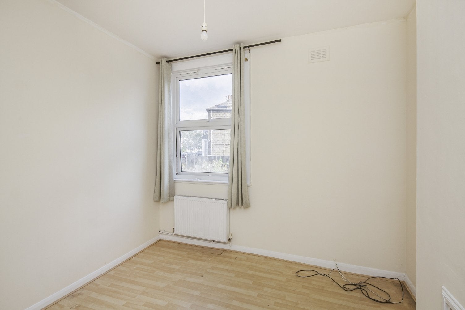 Flat Wolfington Road in Greater London