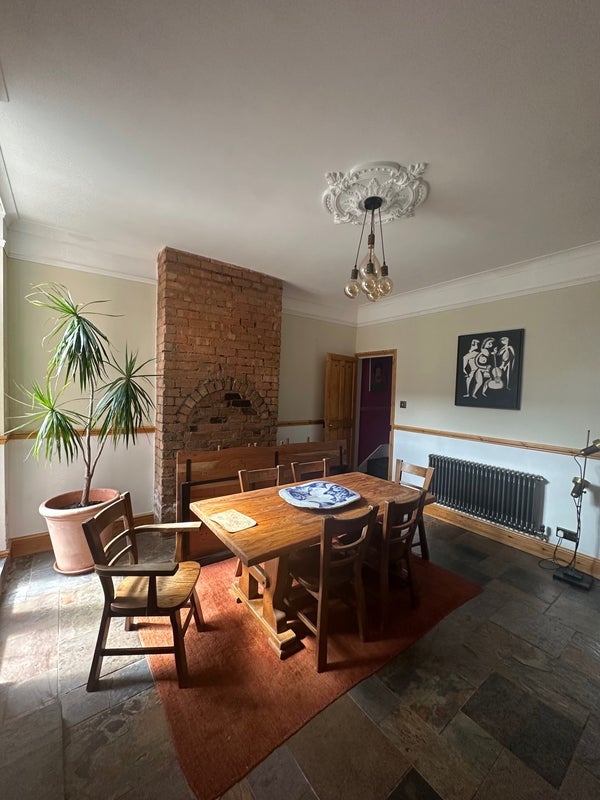 Room Bournville Lane in Birmingham