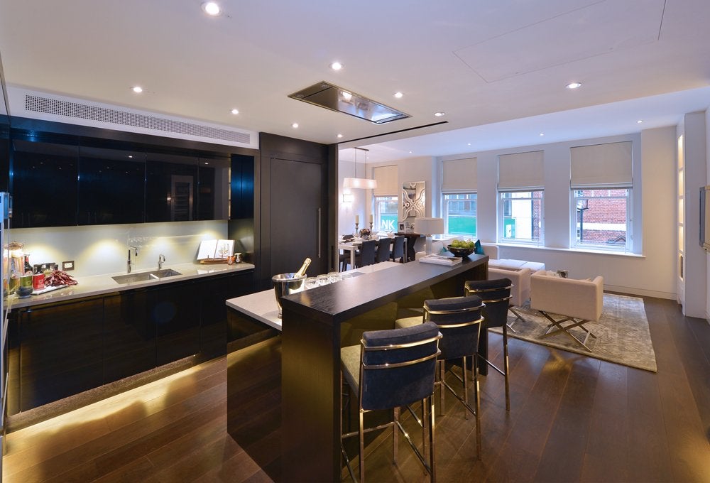 Flat Duke Street in City of Westminster