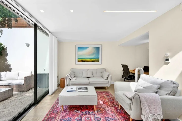 Flat Edbrooke Road in City of Westminster