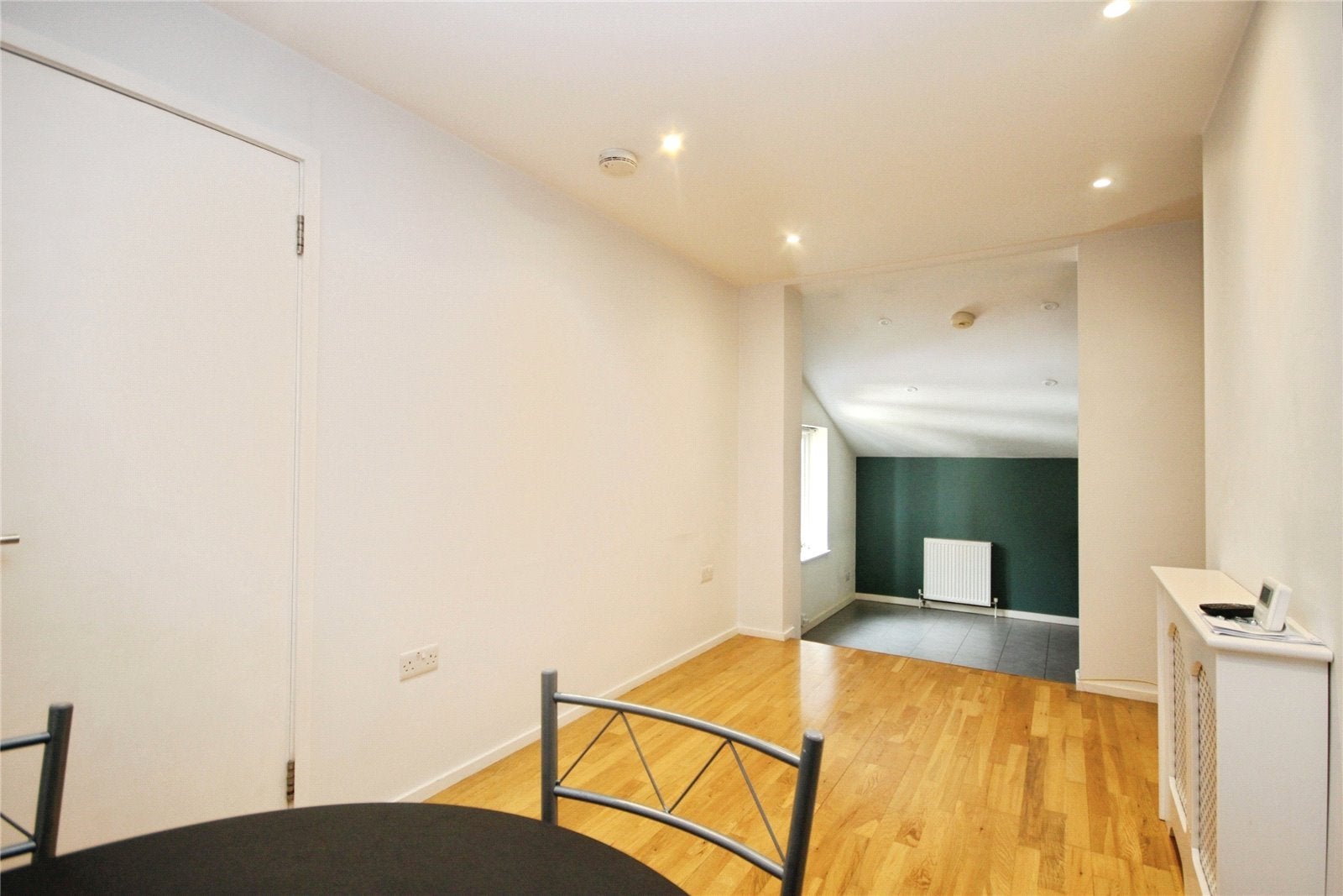 Flat Sunnyhill Road in Greater London