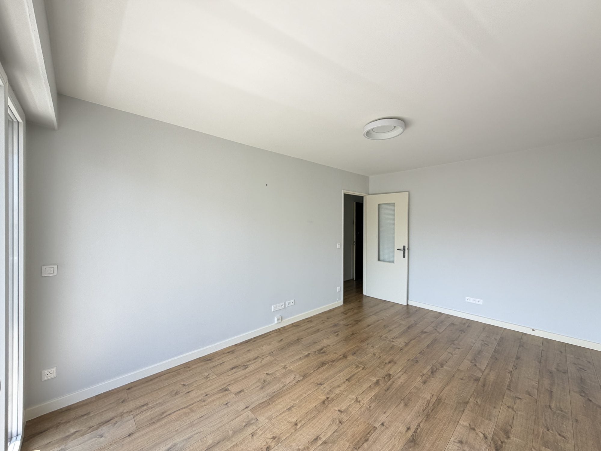 Appartement Rue Saint-Charles à Paris