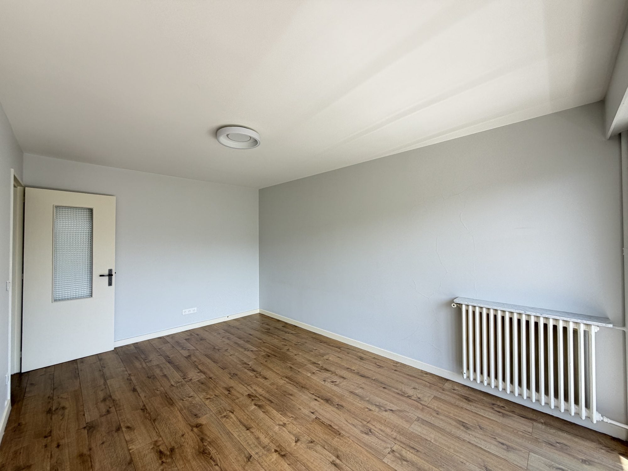Appartement Rue Saint-Charles à Paris