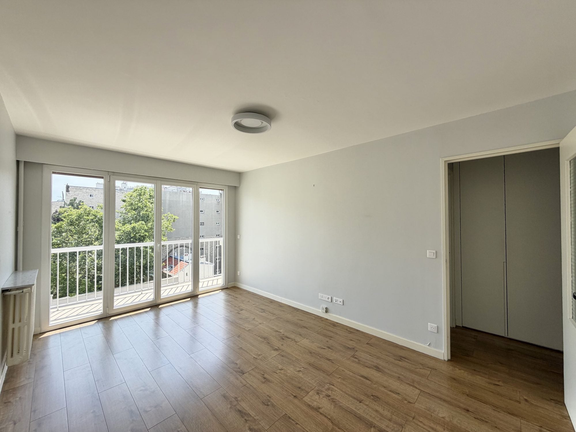 Appartement Rue Saint-Charles à Paris