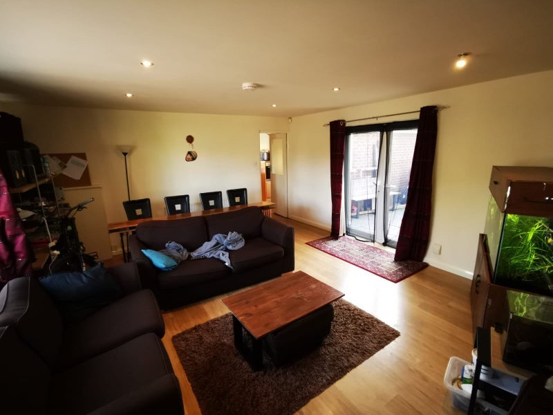 Room Springwood Gardens in Nottingham