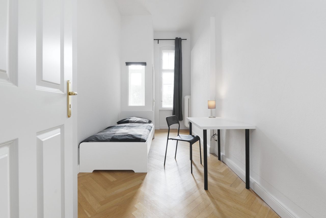 Zimmer Hohenzollerndamm in Berlin