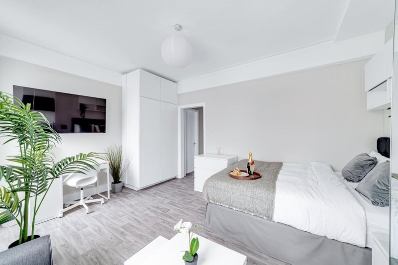Room Durham Road in Greater London
