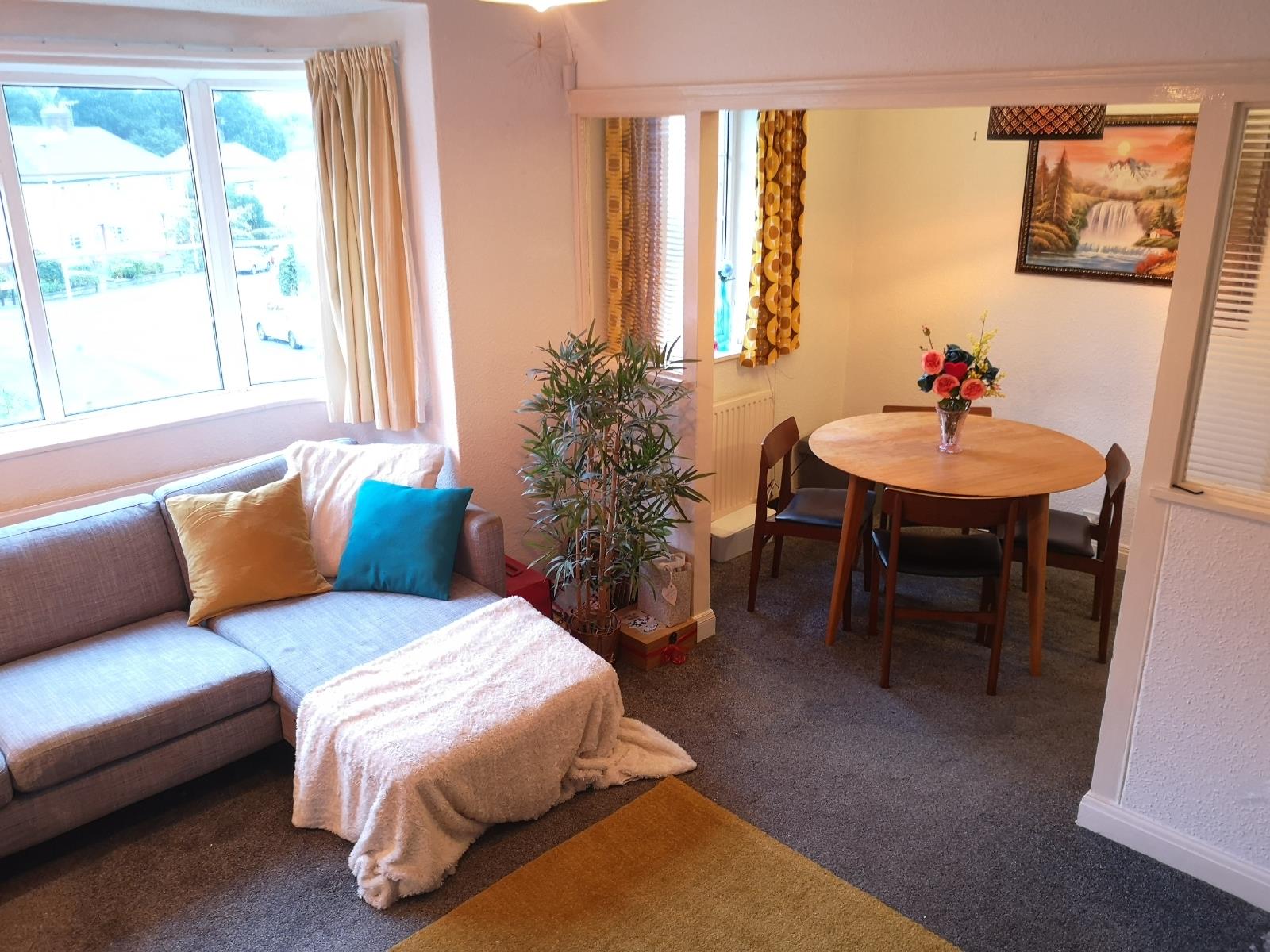 Flat New Adel Lane in Leeds