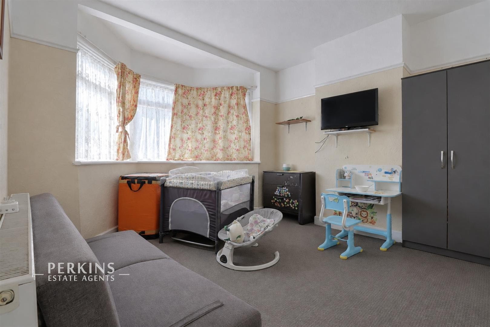 House Brent Way in Greater London