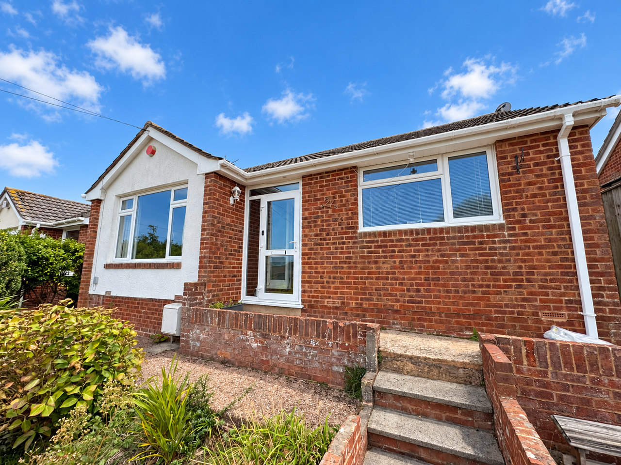 House Woodleigh Close in Exeter