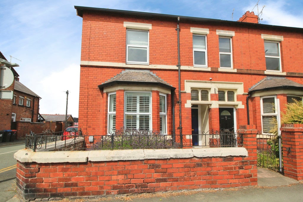 House North Street in Chester