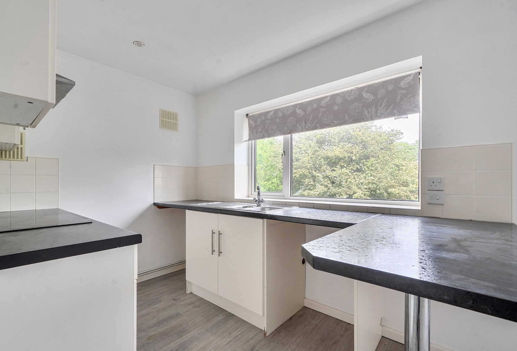 Flat Chelsea Close in Keynsham