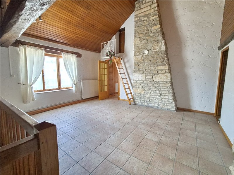 Maison Rue des Faubourgs à Thury