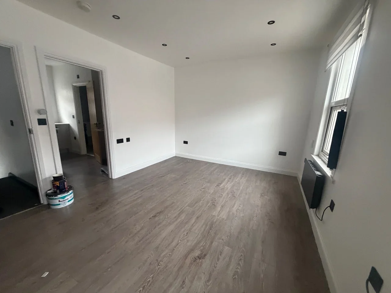 Flat Norwood Road in Greater London
