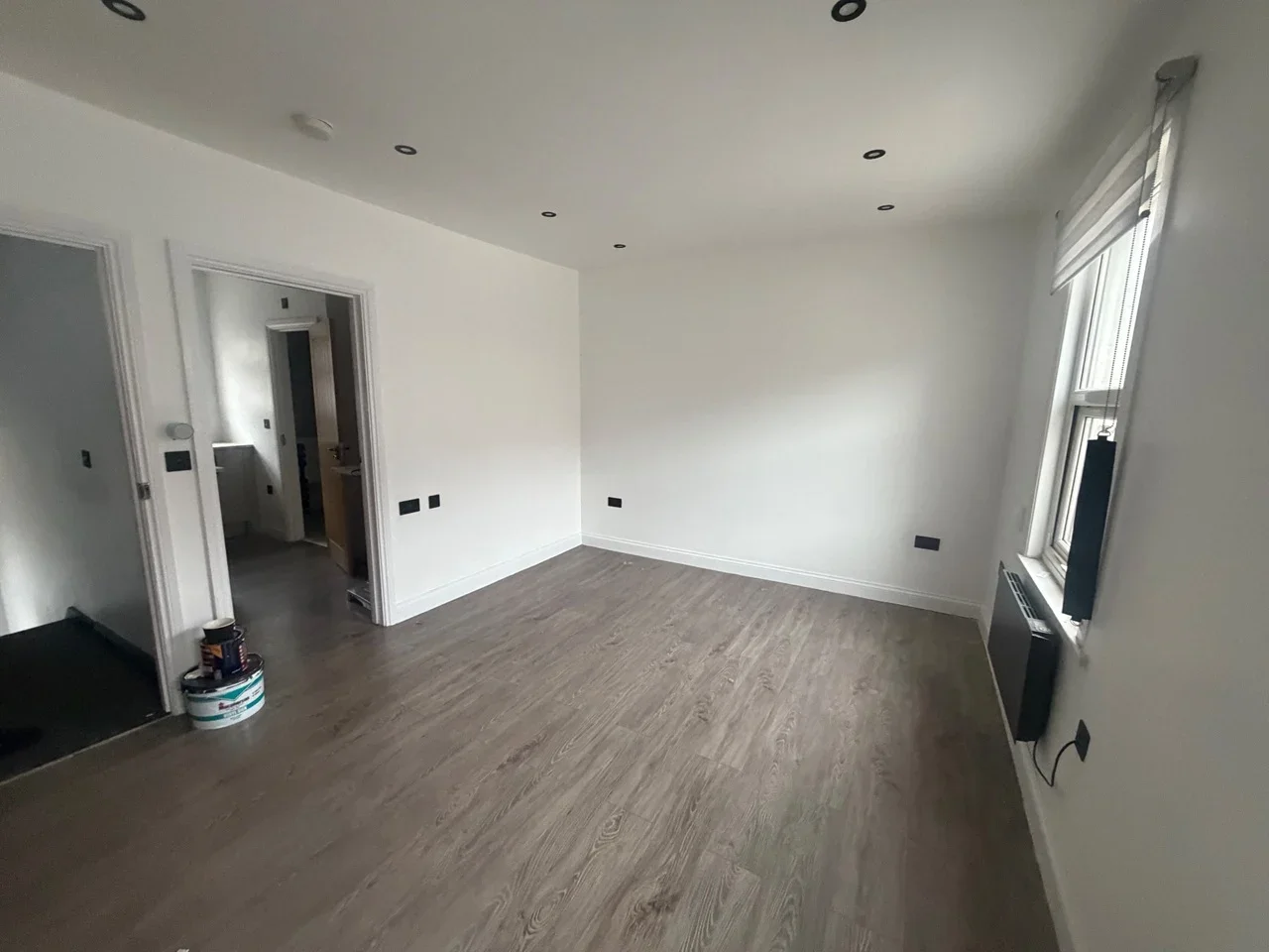 Flat Norwood Road in Greater London