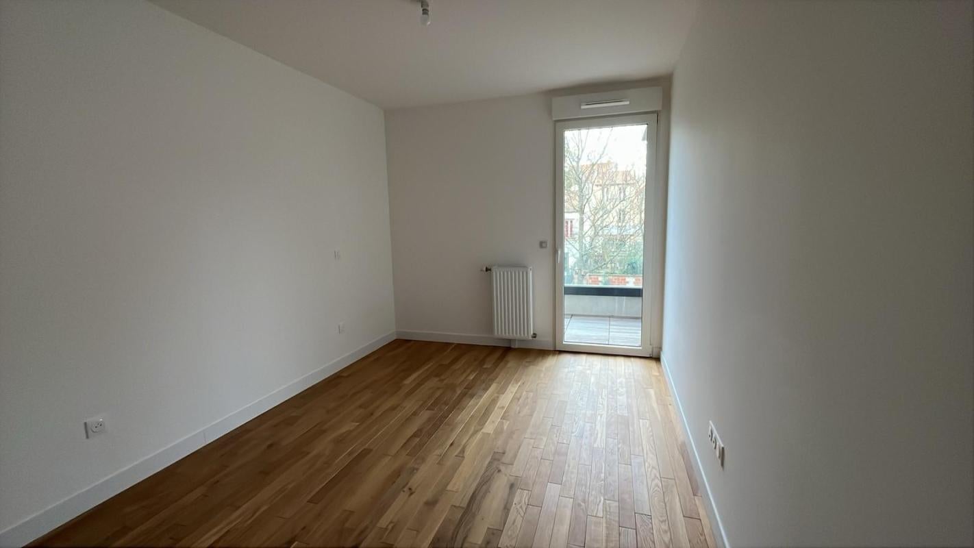 Flat Boulevard Charles de Gaulle in Colombes