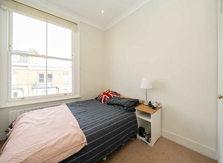 Flat Fulham Road in Greater London