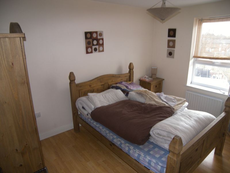 Flat Withering Close in Wellington