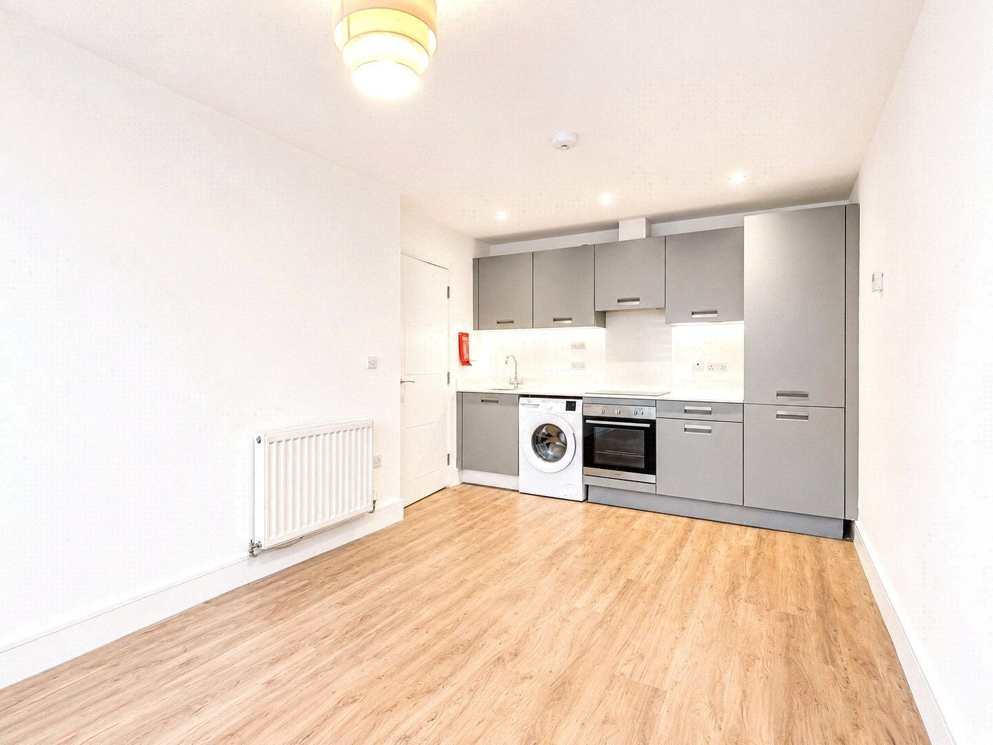Flat Elizabeth Way in Harlow