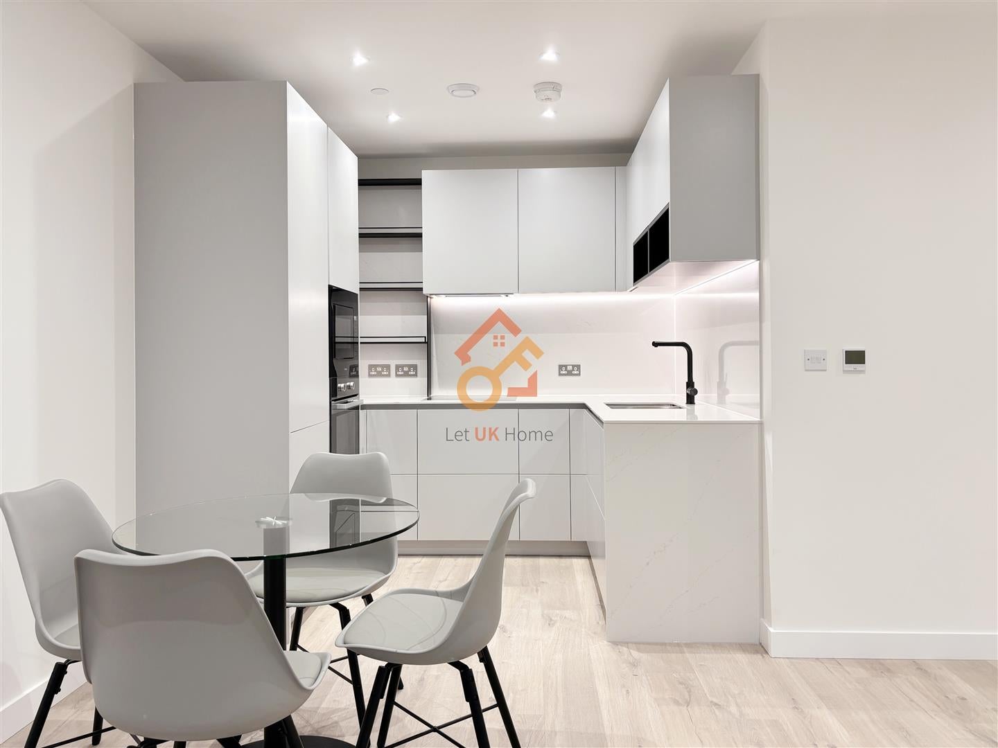 Flat St. Barnabas Street in London