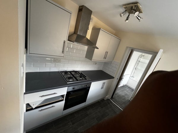 Flat Cambridge Street in Rotherham