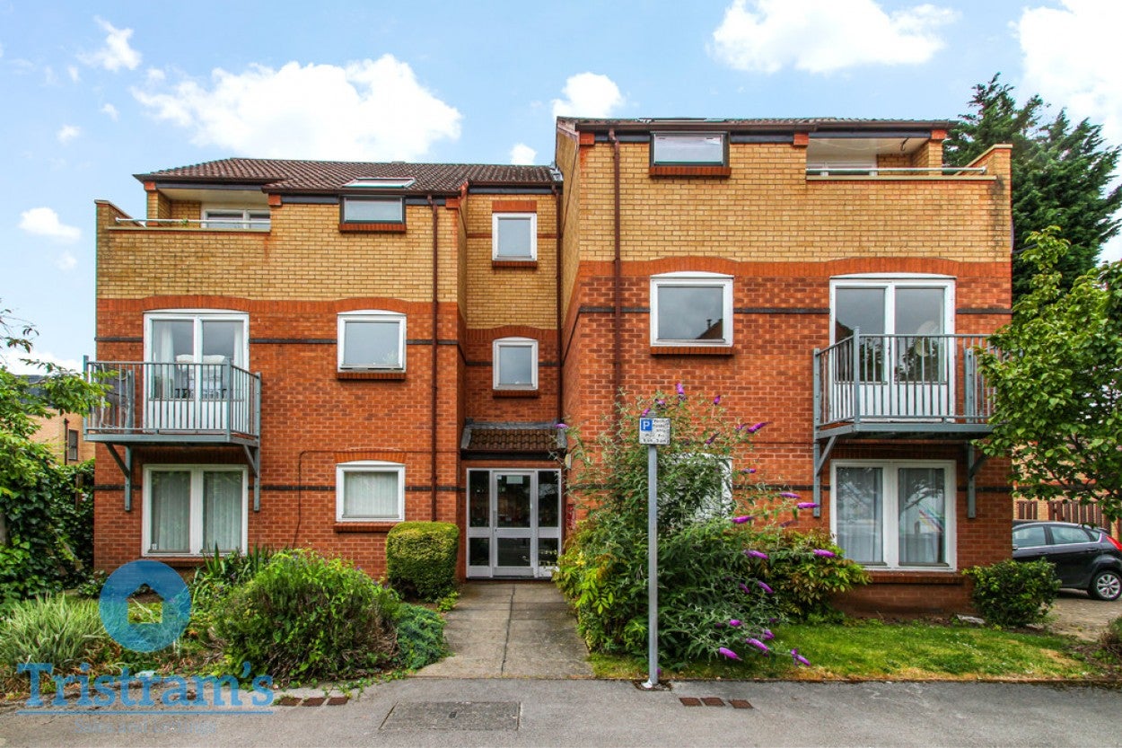 Flat Barrique Road in Nottingham