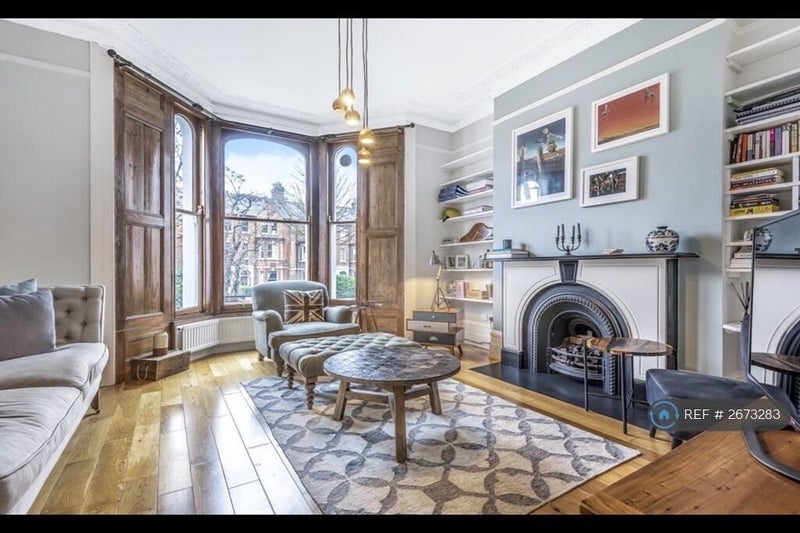 House Larkhall Rise in Greater London