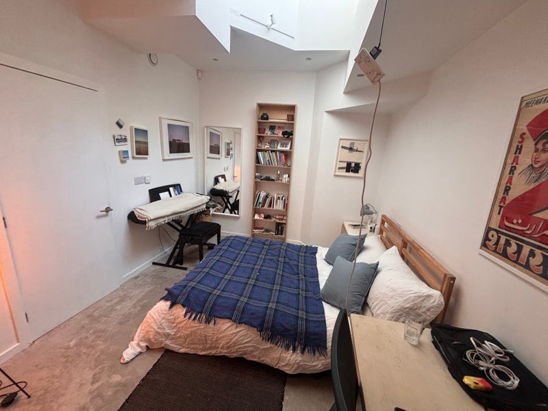 Flat Foxberry Road in Greater London
