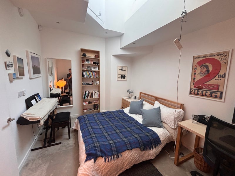 Flat Foxberry Road in Greater London