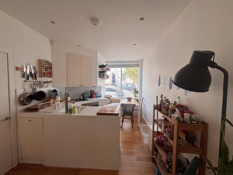 Flat Foxberry Road in Greater London