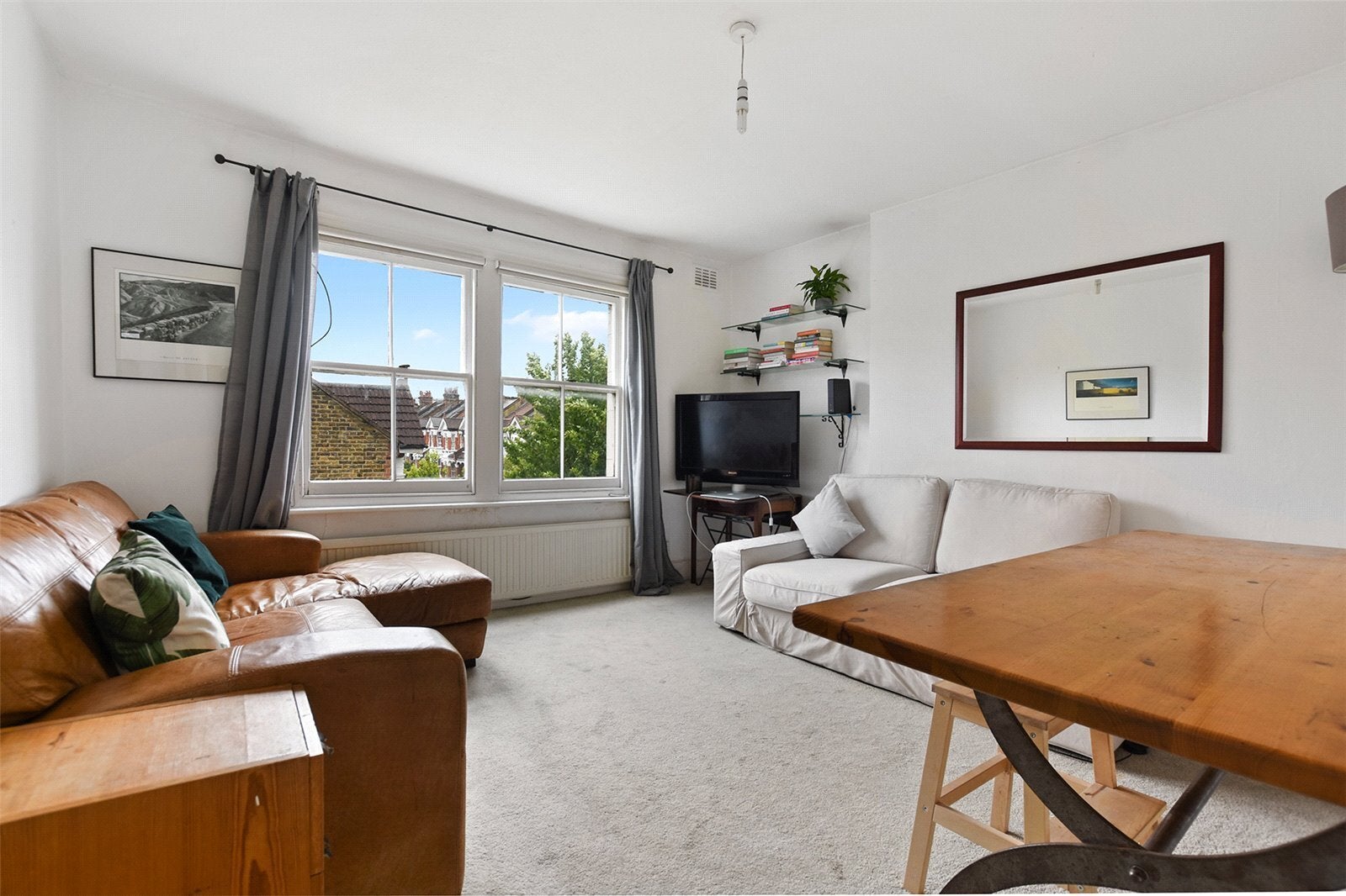 Flat Clapham Common West Side in Greater London