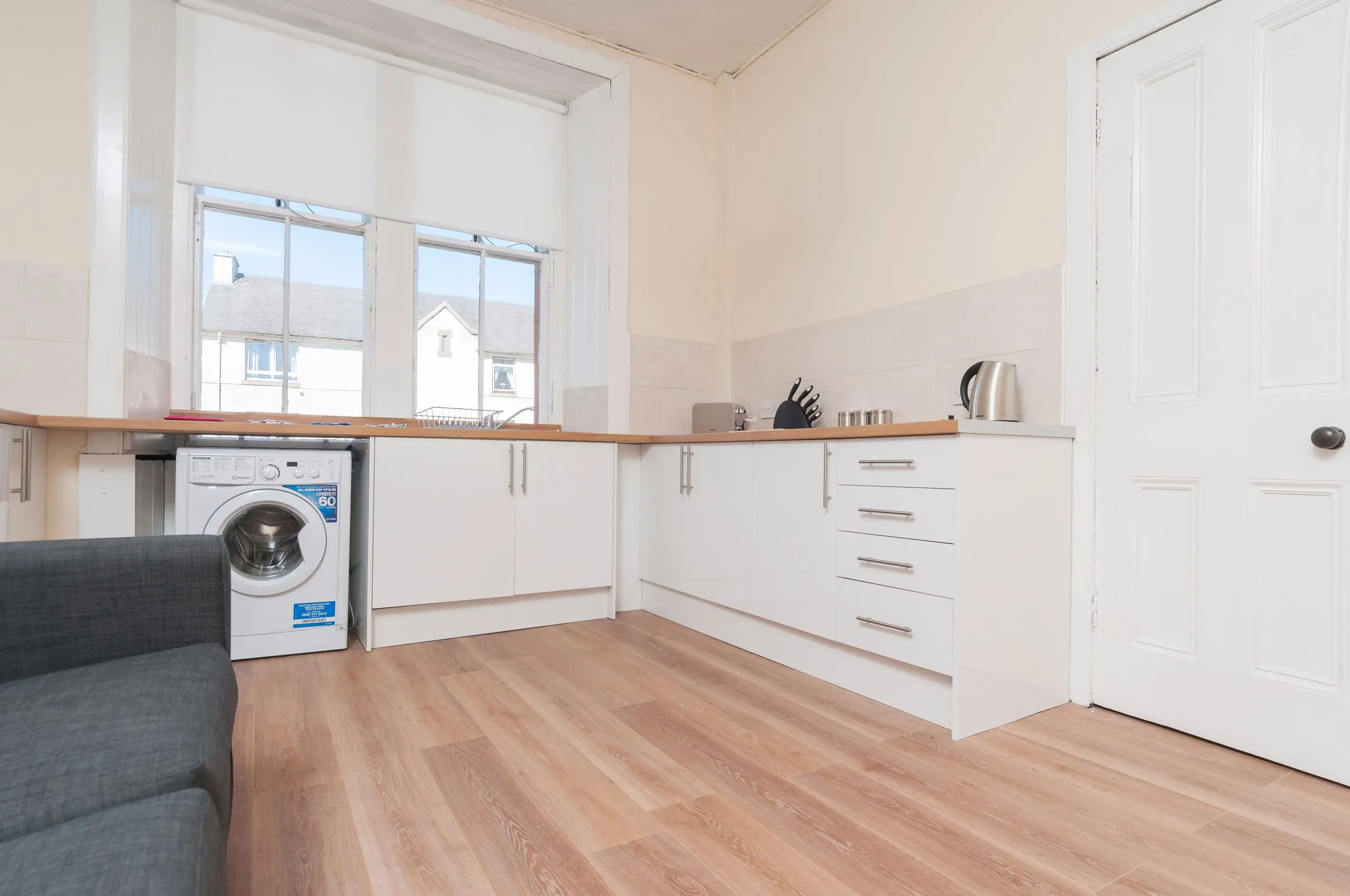 Flat Slateford Road in City of Edinburgh