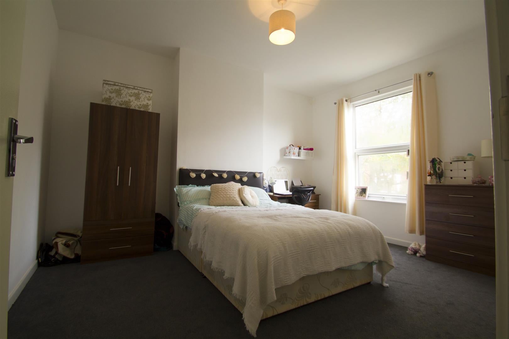 House Hall Grove in Leeds
