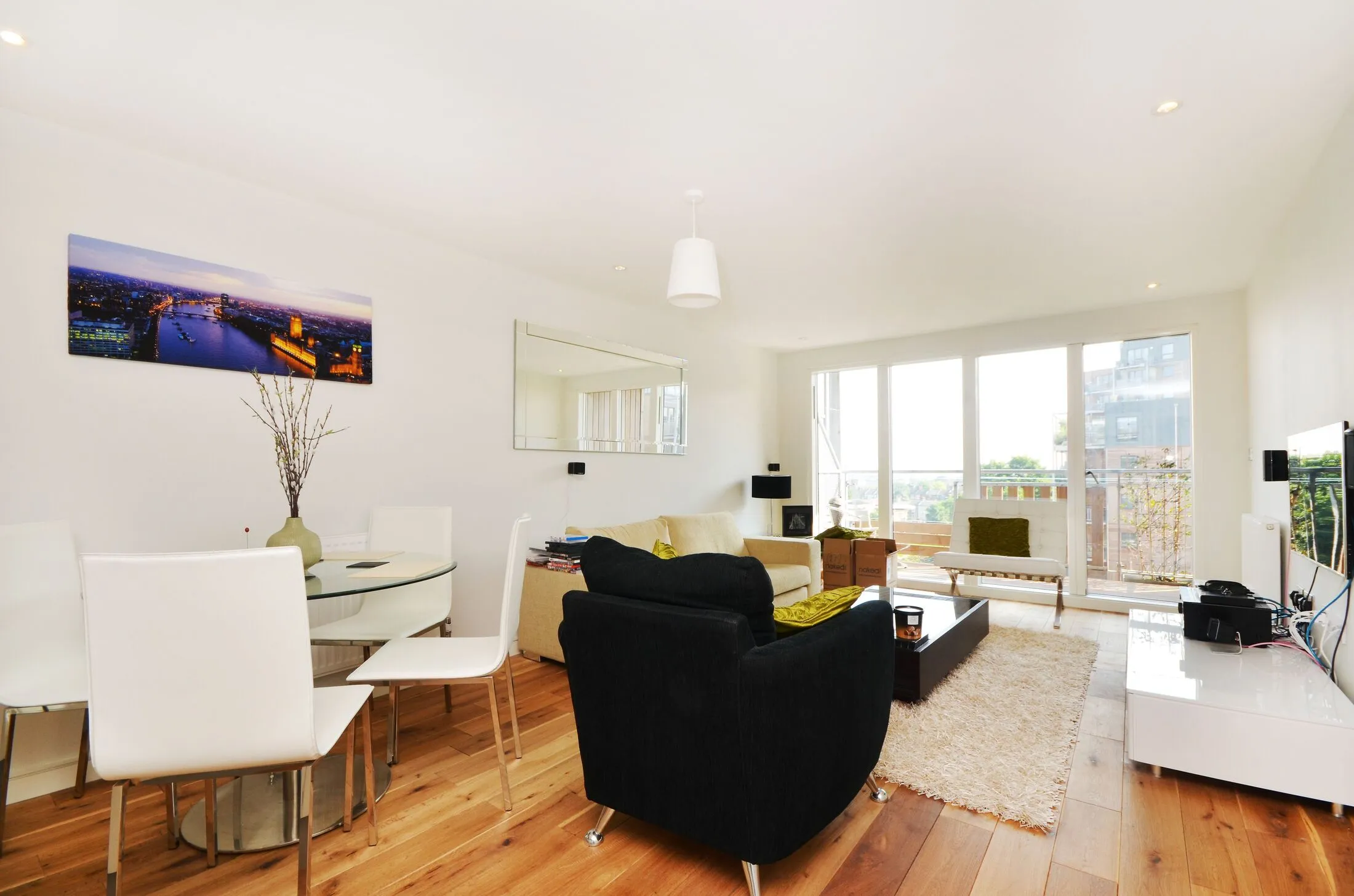 Flat Restell Close in Greater London