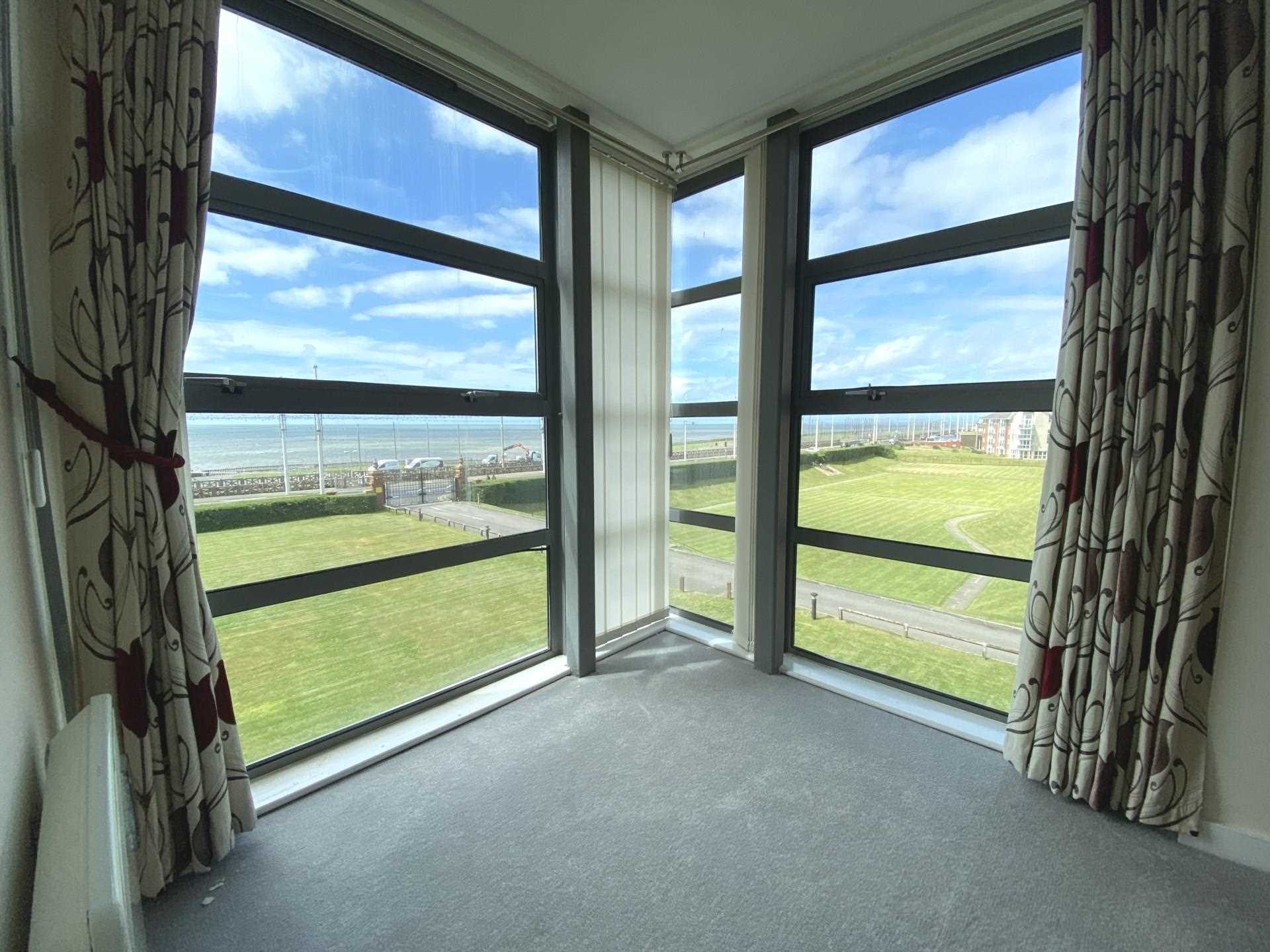 Flat Norfolk Avenue in Bispham