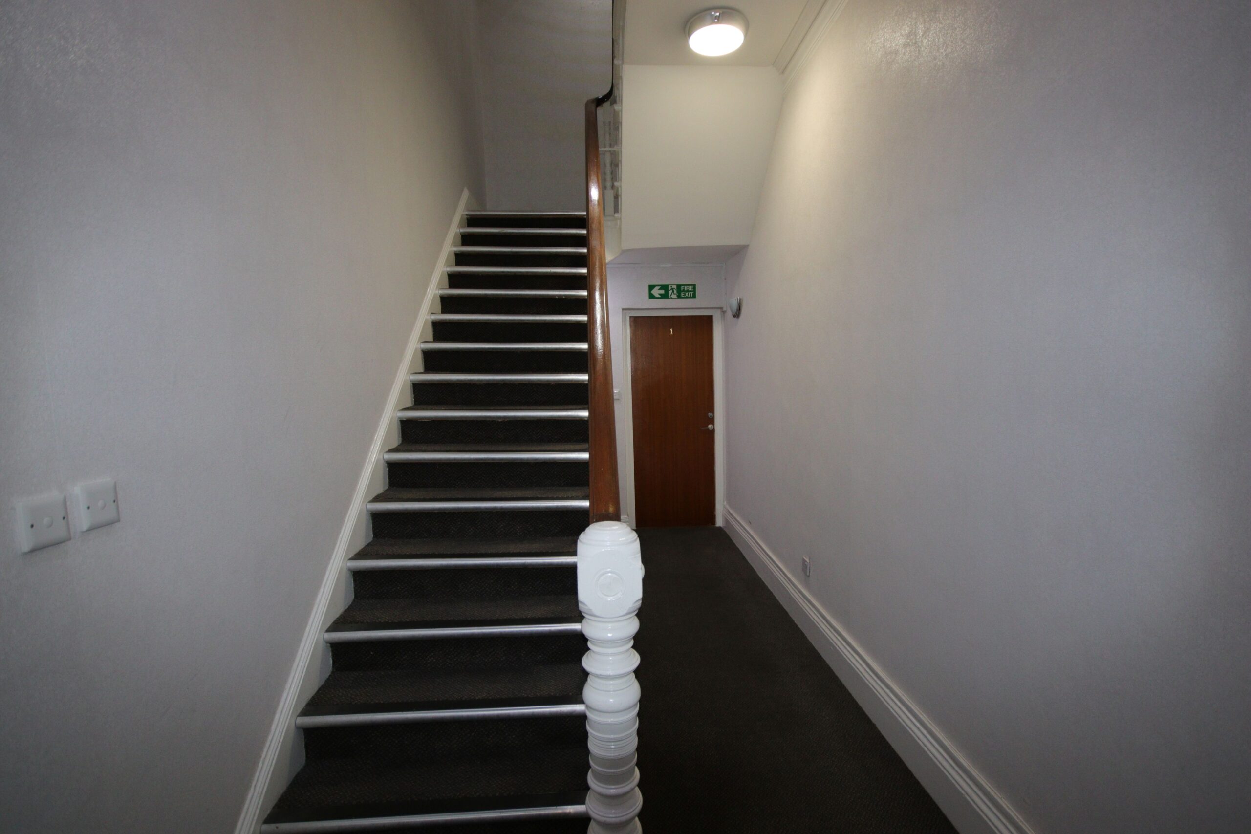 Flat Tankerville Terrace in Newcastle upon Tyne