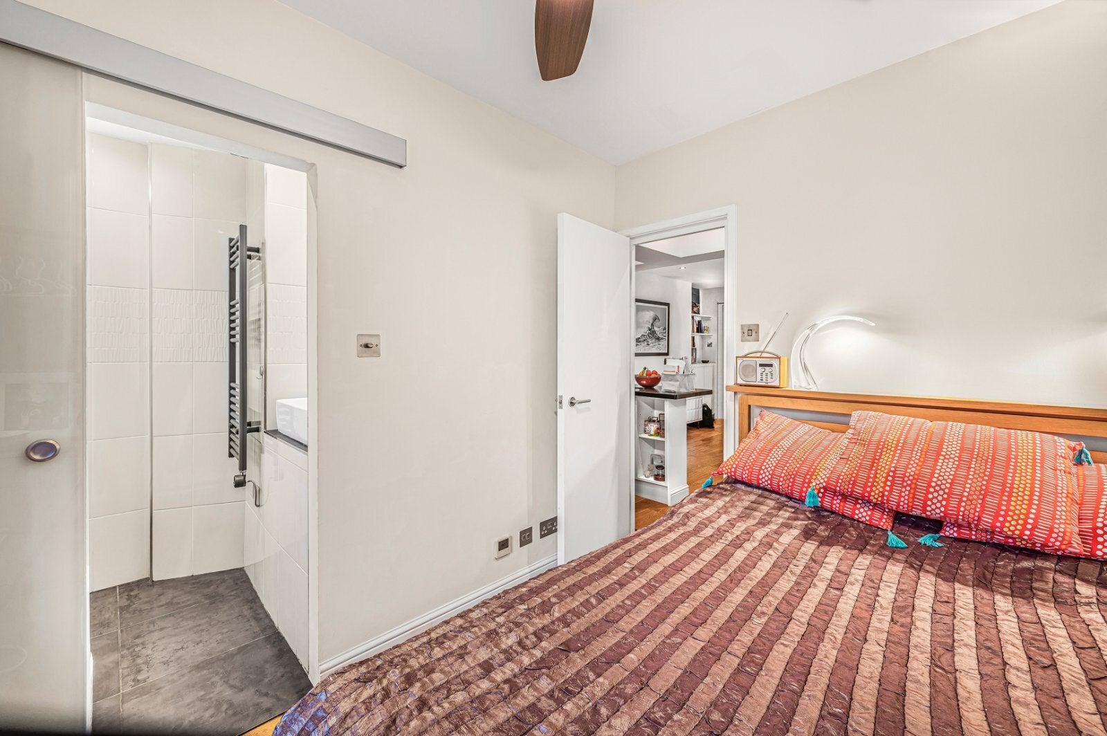 Flat Martlett Court in City of Westminster