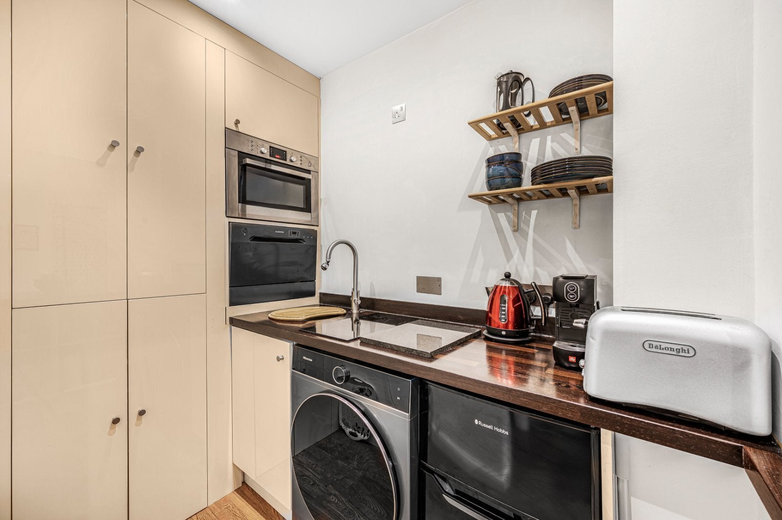 Flat Martlett Court in City of Westminster