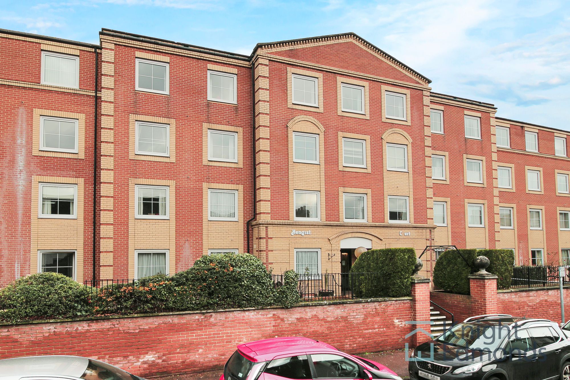 Flat Marsham Street in Maidstone