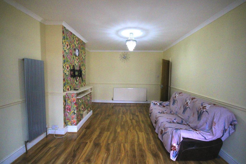 House Neeld Crescent in Greater London