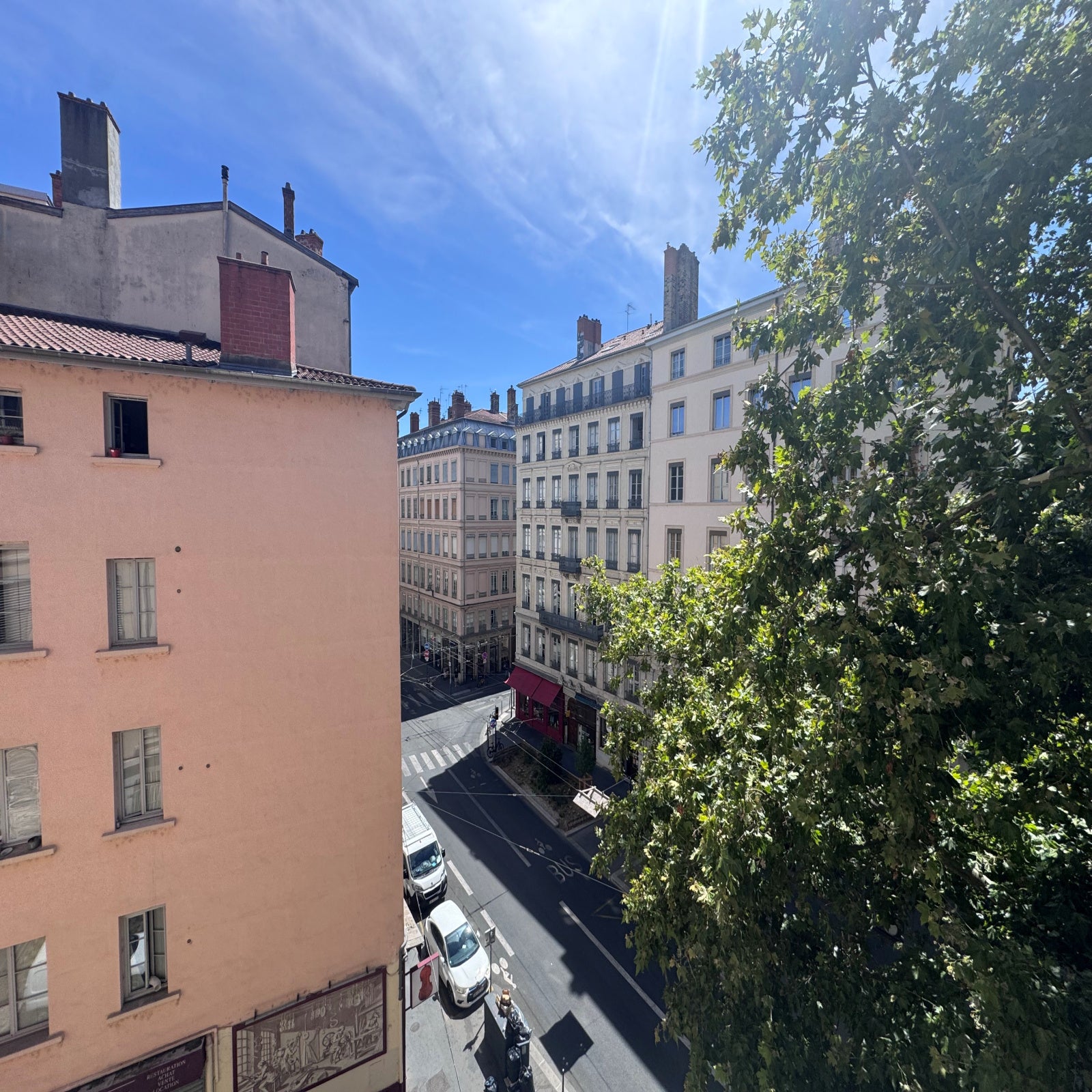 Flat Place Tobie Robatel in Lyon