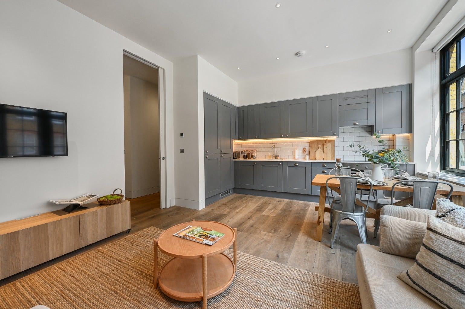 Flat Great Titchfield Street in City of Westminster