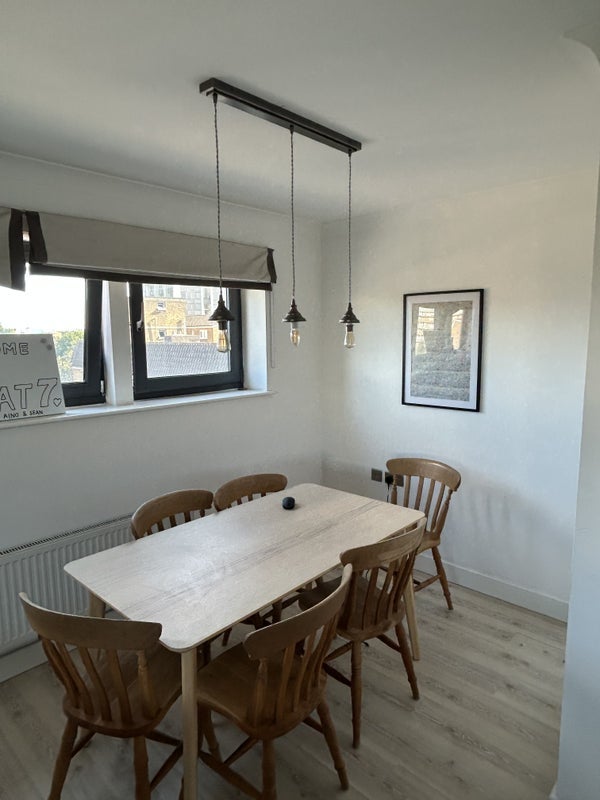 Room Hardinge Street in Greater London