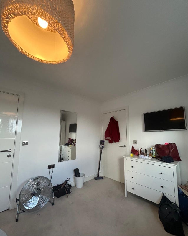 Room Hardinge Street in Greater London