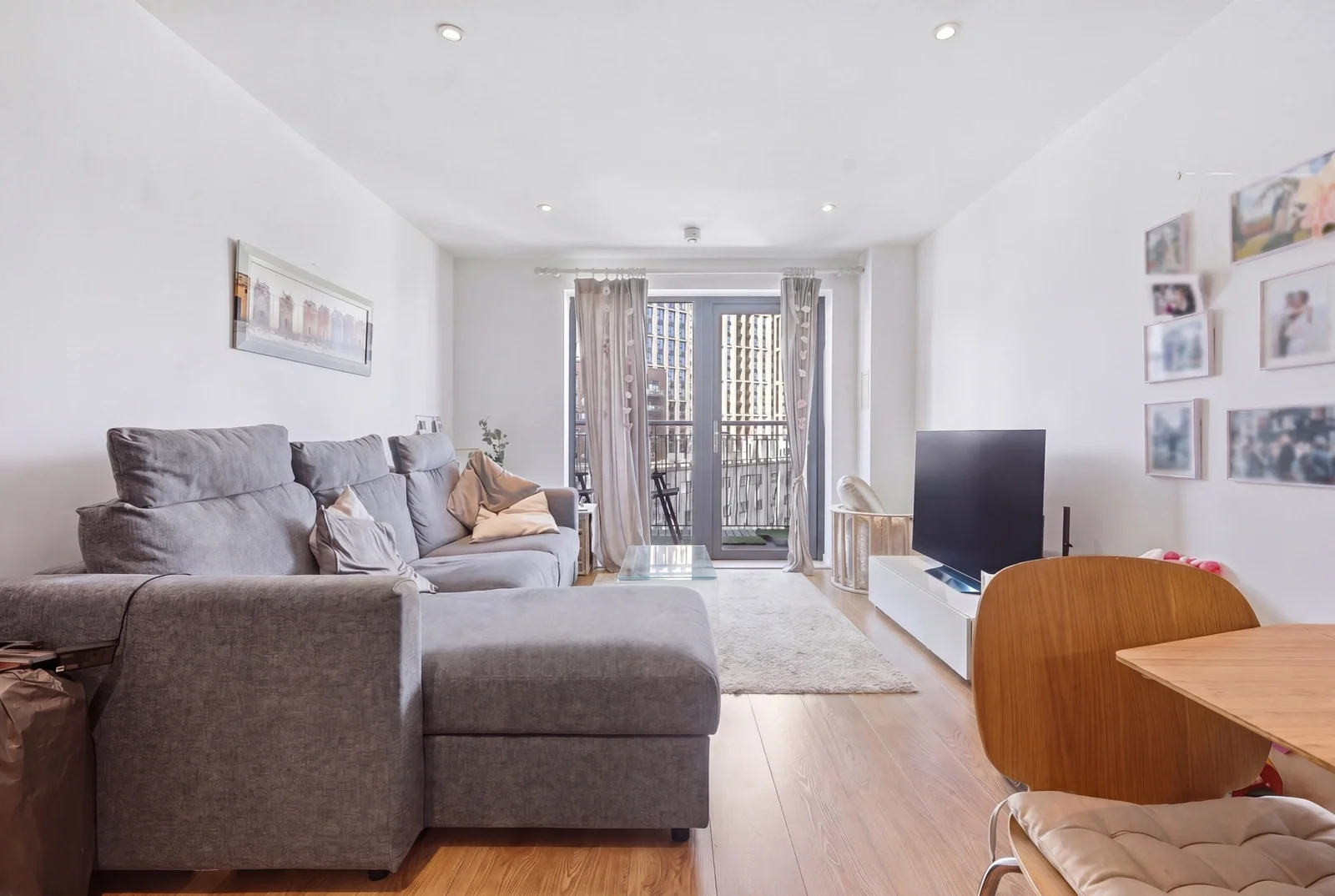 Flat Jude Street in Greater London