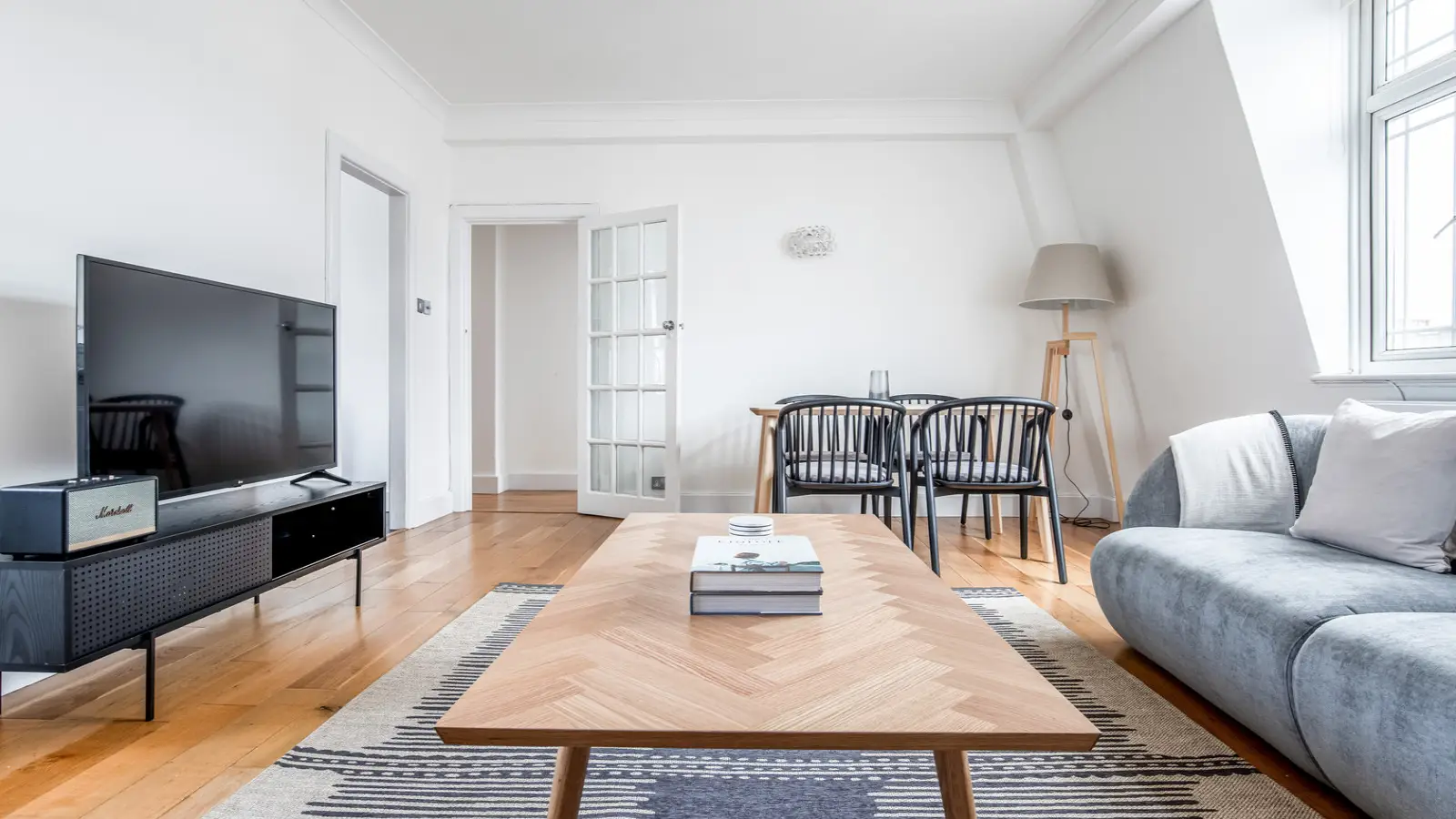 Flat Marylebone High Street in City of Westminster