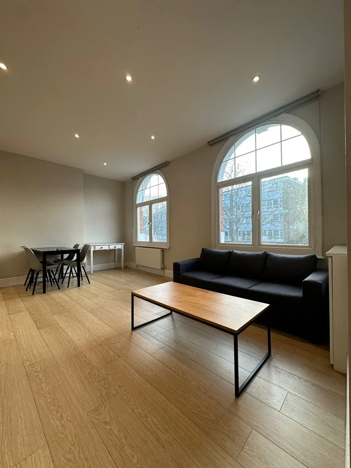 Flat Arnside Street in Greater London