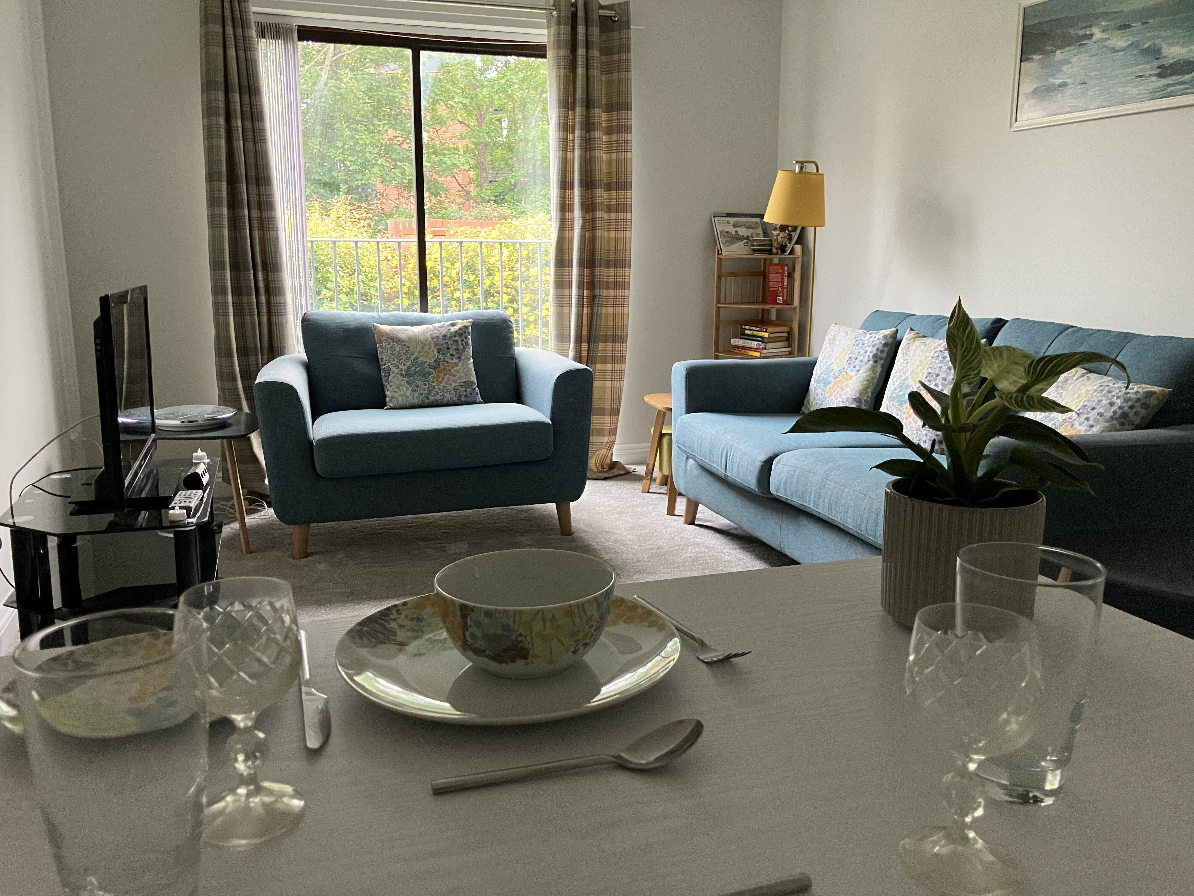 Flat Bramerton Court in Birkenhead