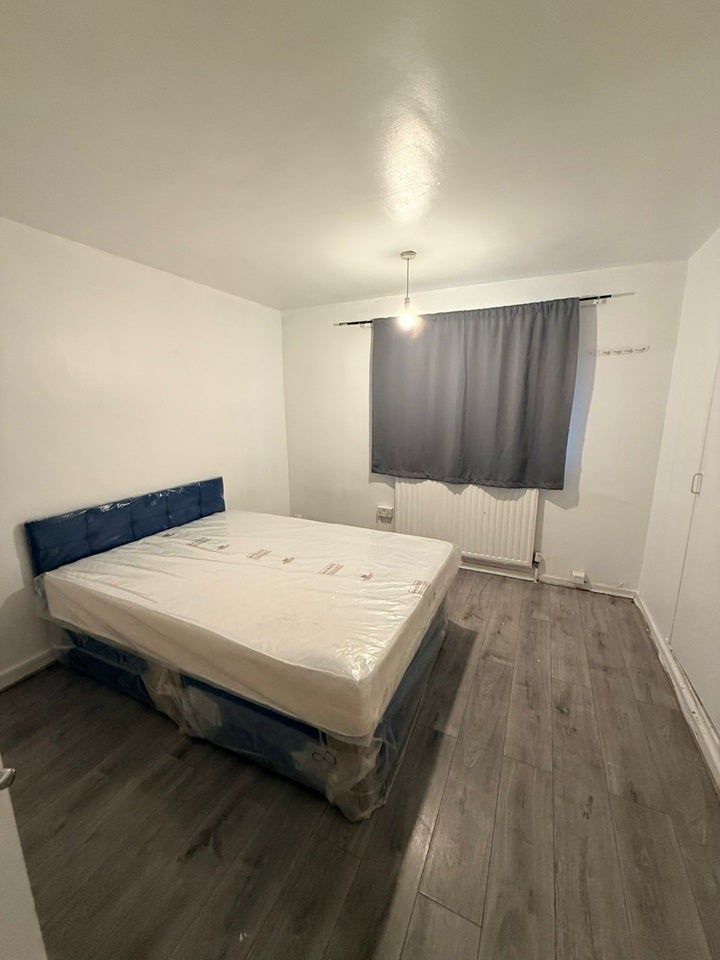 House Plaistow Grove in Greater London