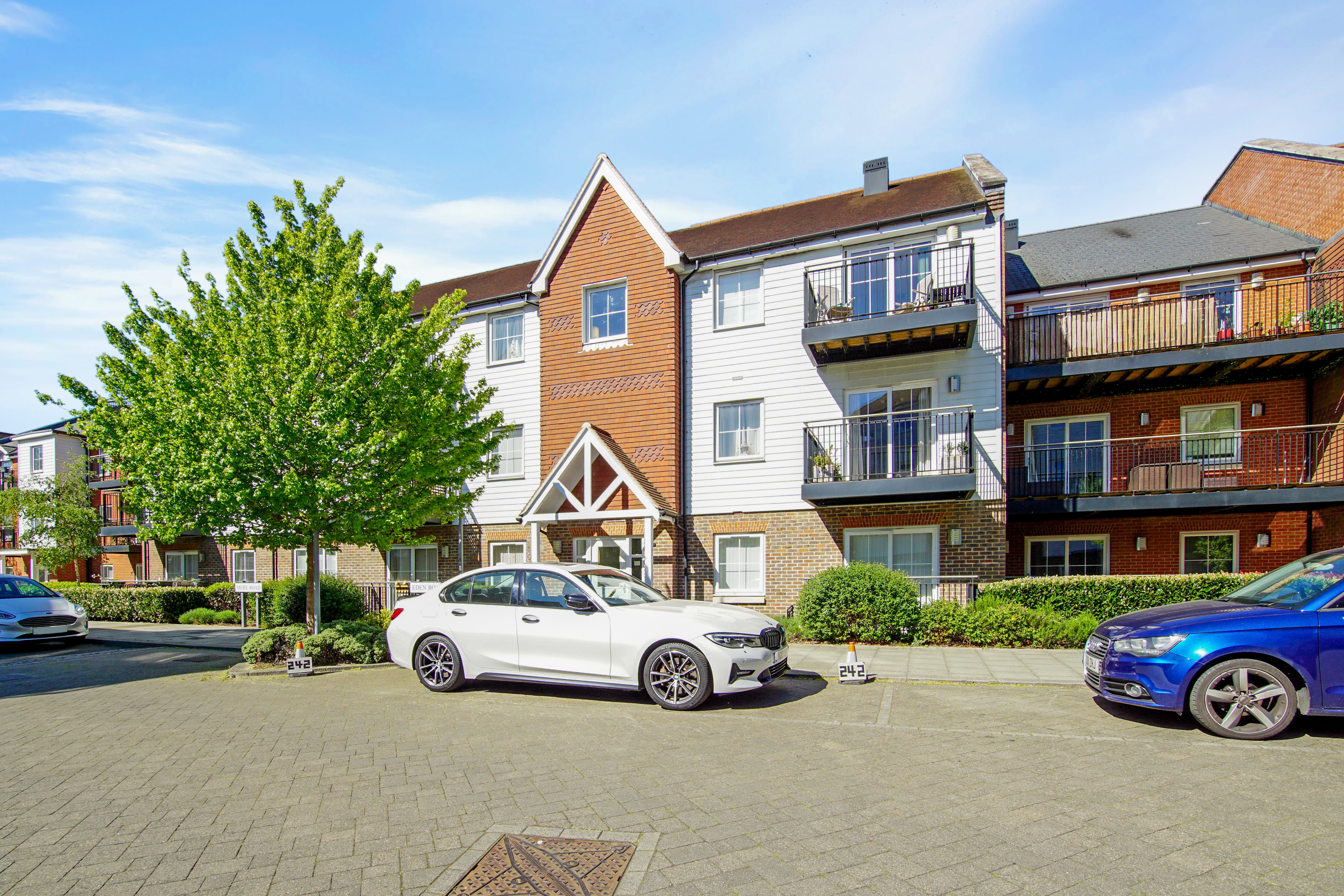 Flat Mere Road in Sevenoaks